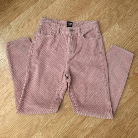 BDG Mom High Rise Pink Corduroy Tapered Leg Pants Size 25 NWOT - Picture 8 of 13
